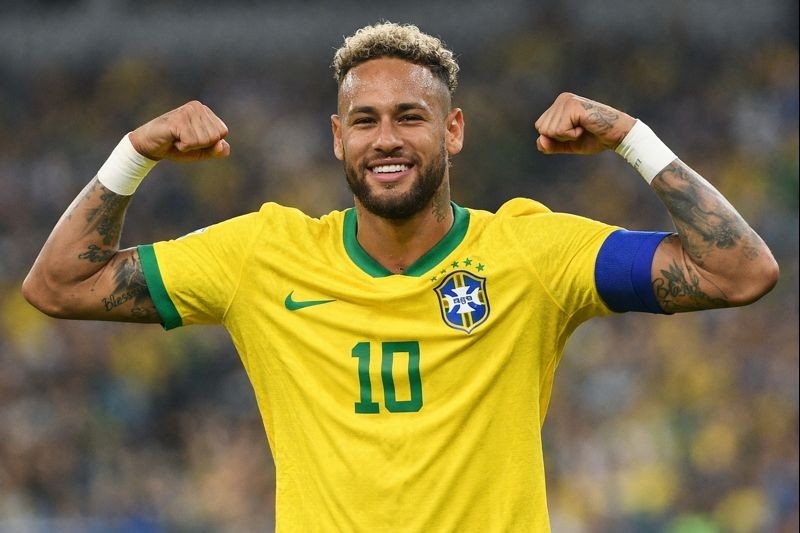 Brazilian football star Neymar Jr showcasing his skills and flexing on the field in 2026